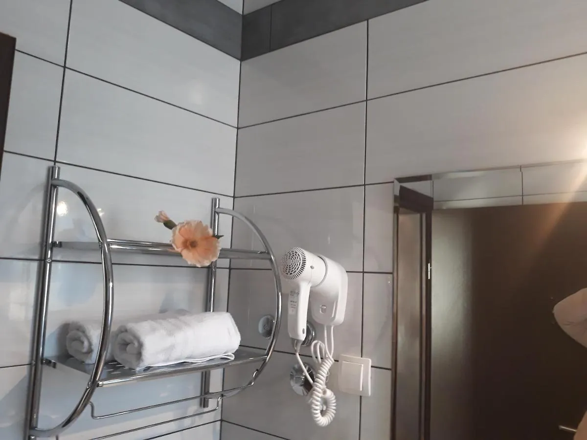 Garfild Guest House Novi Vinodolski Croatia